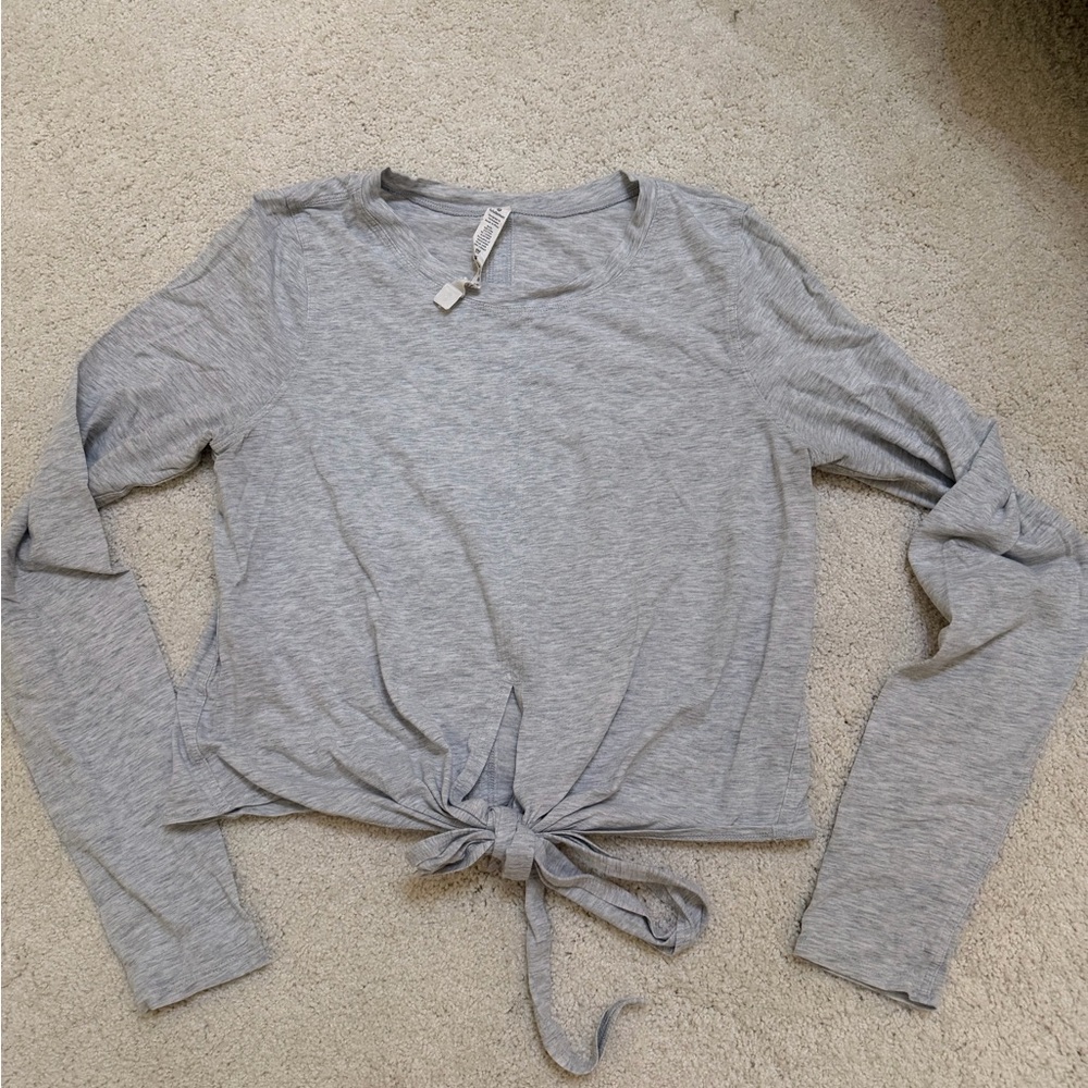 Lululemon Stylish Gray Long Sleeve Tie-Front Top size 10 cropped